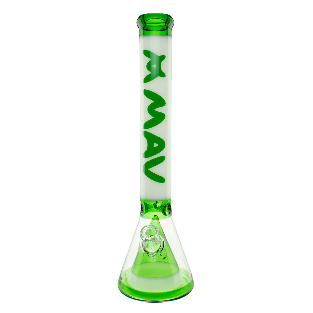 18" ManhattanGreen Bong Pyramid Beaker